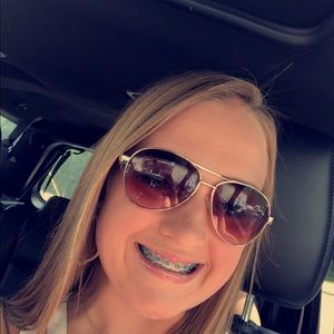 Meet your Posher, Allie